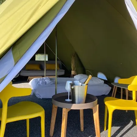 Glamping Pop-up - Fishing Village Riverside Holiday Center Luksustelt Pärnu
