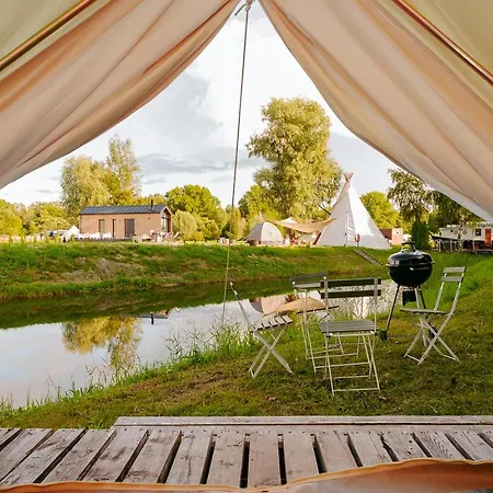 Glamping Pop-up - Fishing Village Riverside Holiday Center Pärnu