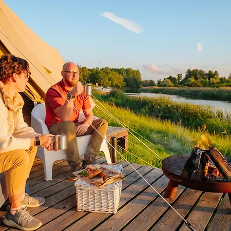 Glamping Pop-up - Fishing Village Riverside Holiday Center *
